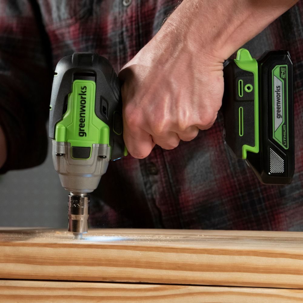 Гайковерт ударный акк. Greenworks GD24IW400, 24V,б/щет,1/2'', 400Нм,1х5Ач,ЗУ,кор (3802907CUG)