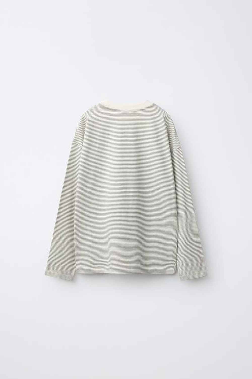ZARA НАБОР ИЗ ТРЕХ ОДНОТОННЫХ ФУТБОЛОК, ЗЕЛЕНАЯ ПОЛОСА