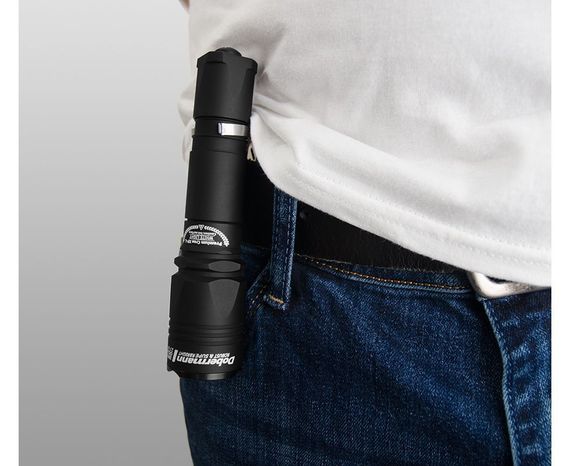 Тактический фонарь Armytek Dobermann красный свет