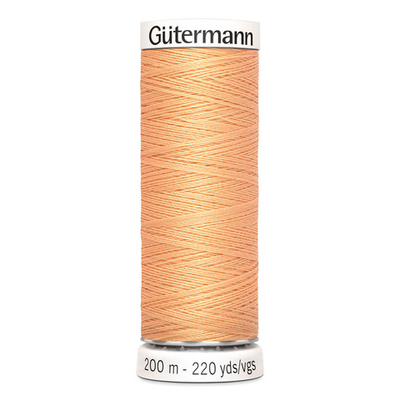 01 Нить Sew-All 100/200 м для всех материалов, 100% полиэстер Gutermann 748277 (979 абрикос)