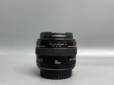 Canon EF 50mm f/1.4 USM