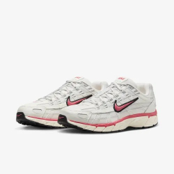 Кроссовки женские NIKE W NIKE P-6000