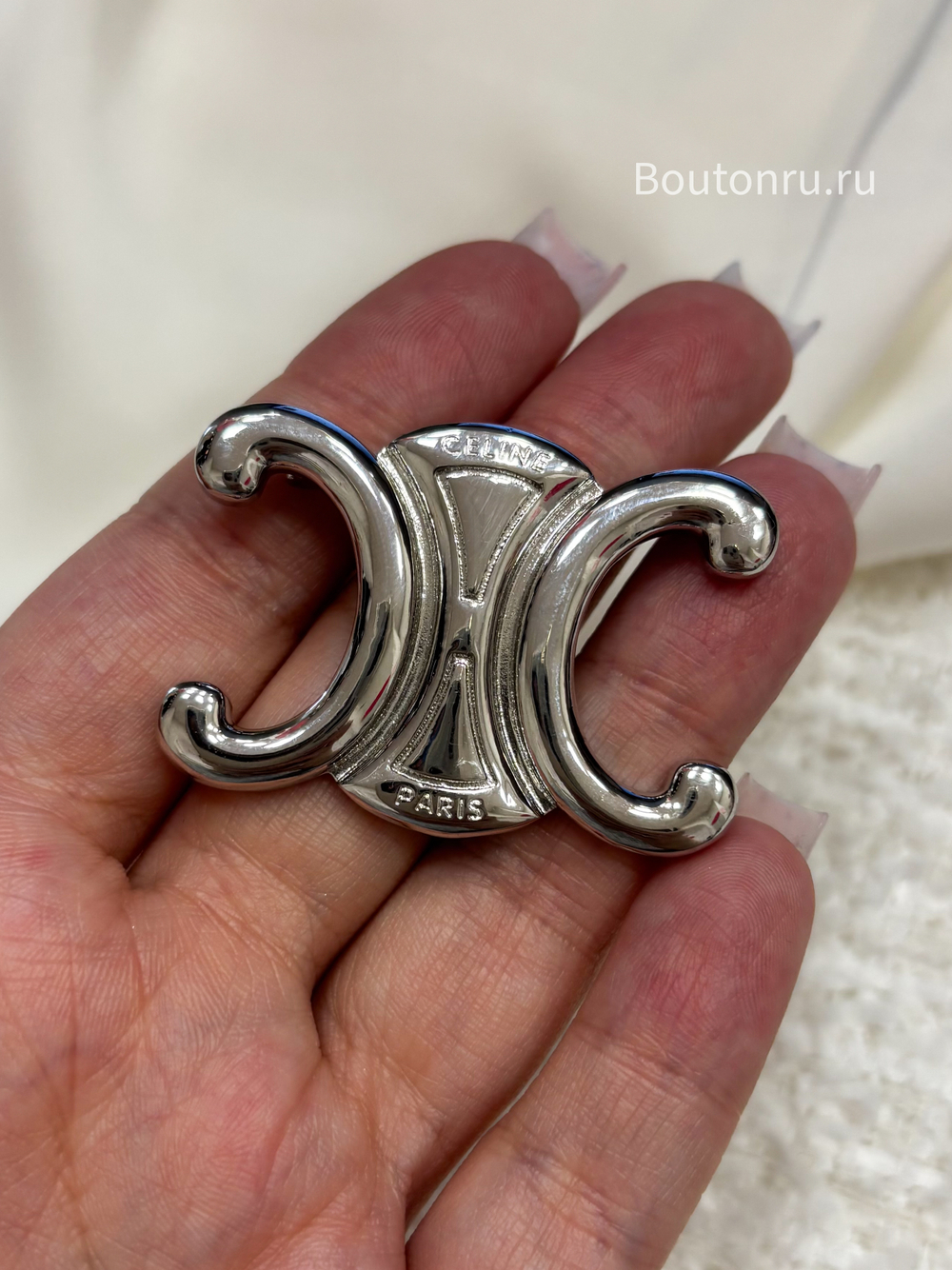 Брошь Сел. серебристая логотип