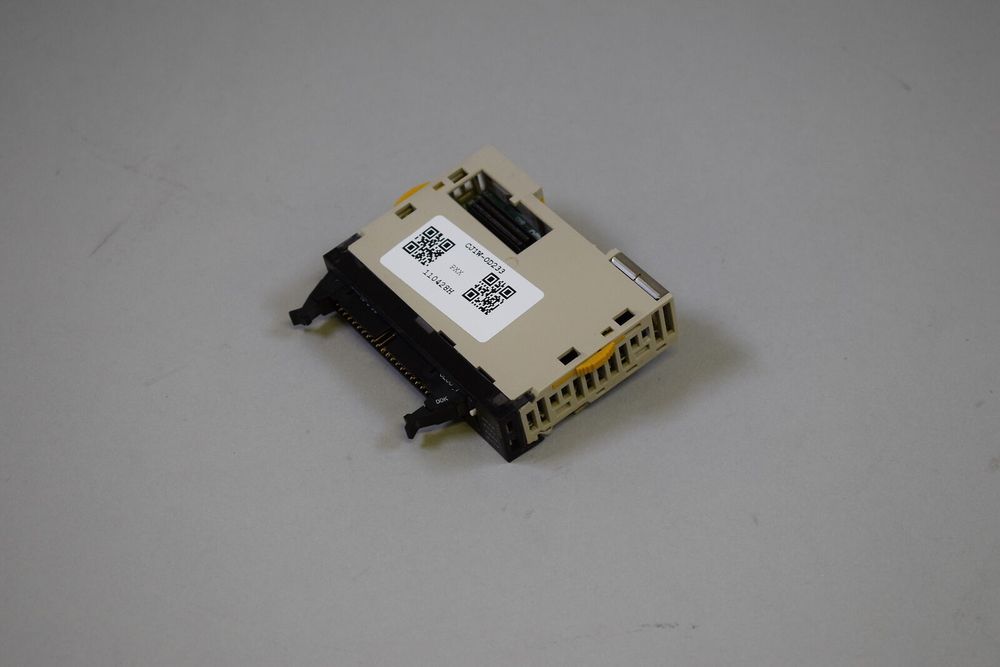 OMRON CJ1W-OD233 OMRON CJ1W-OD233