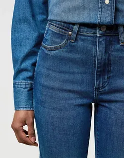 Джинсы женские WRANGLER STRAIGHT COWBOY CREST