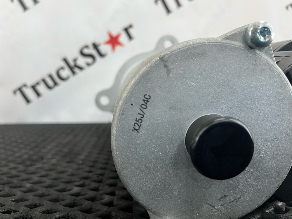 Стартер Bosch 24V / New original EU