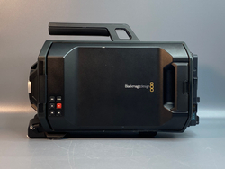 Blackmagic URSA 4K Canon EF Не включается