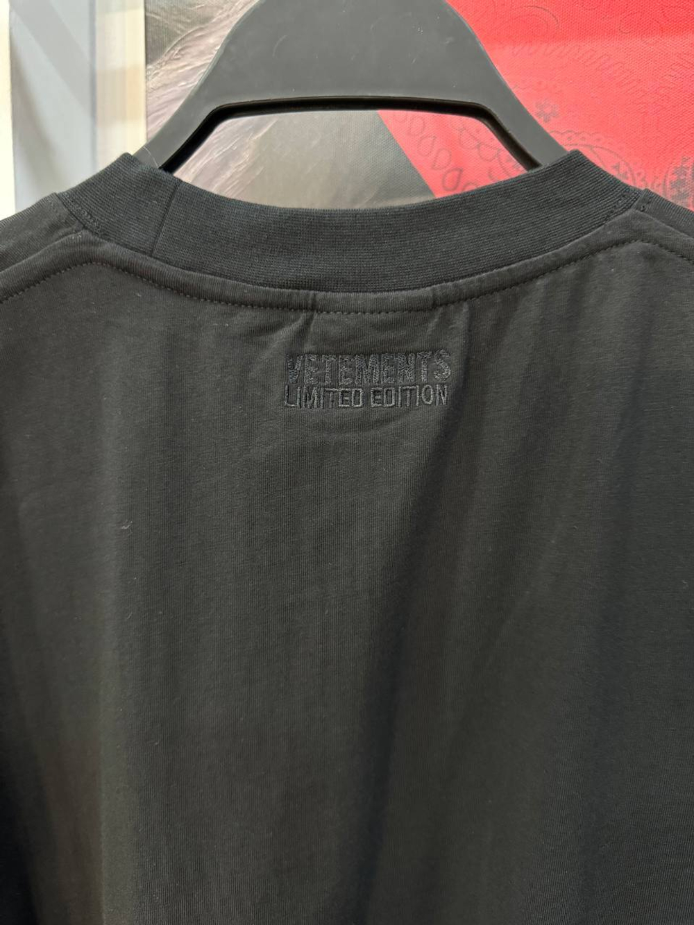 Футболка Vetements