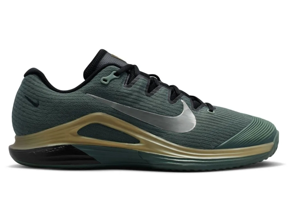 Мужские теннисные кроссовки Nike Zoom Vapor 12 Clay Premium - camo green/pure platinum/metallic gold