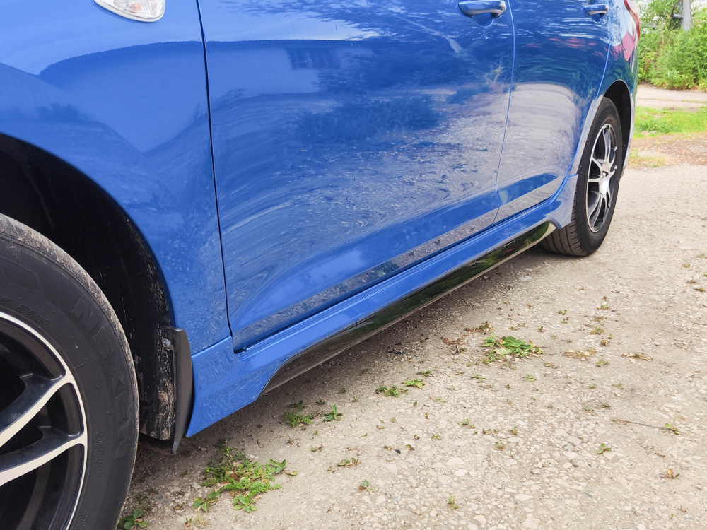 Накладки порогов Hyundai Solaris 2
