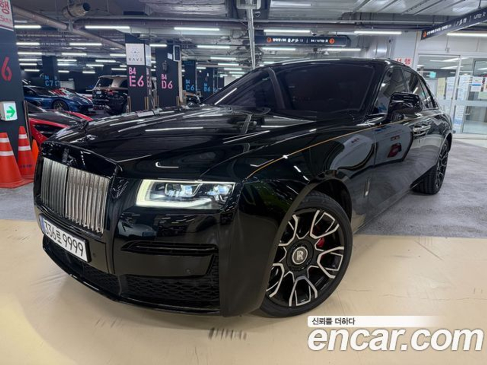 Rolls-Royce Ghost 6.7 V12 Black Badge — 2022