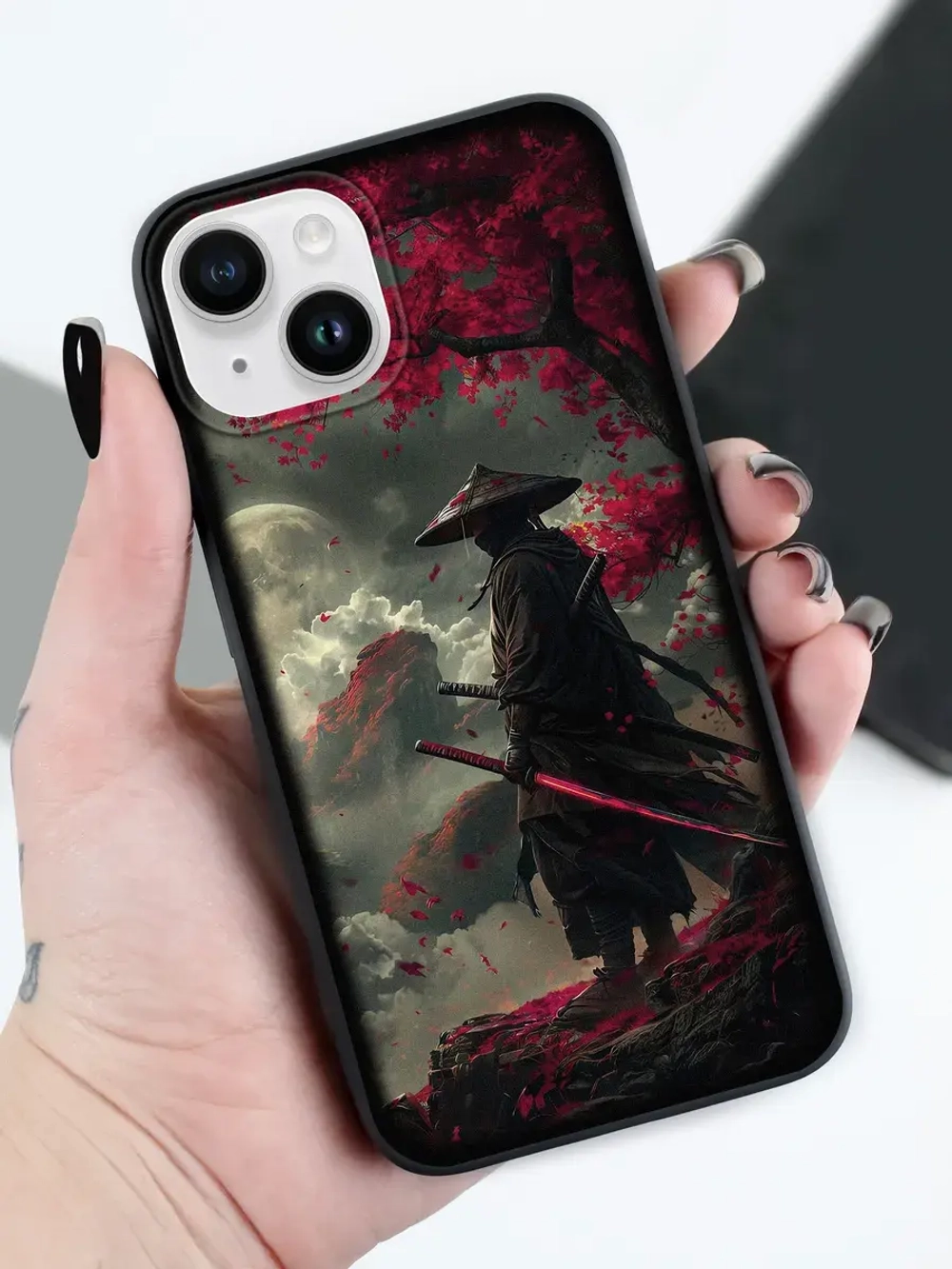Чехол на iPhone 14 с принтом