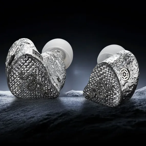 EarAcoustic SPA Limited Edition Silver Snake Collectors Version Silver
