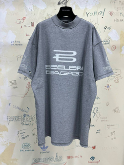 Футболка Balenciaga