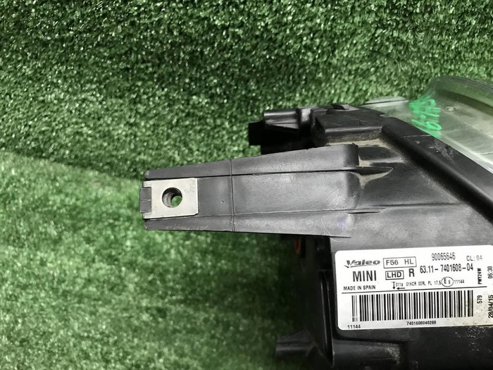 Фара правая Mini Hatch F56 (2013-2018) LED