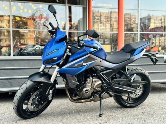 QJMOTOR SRK 700