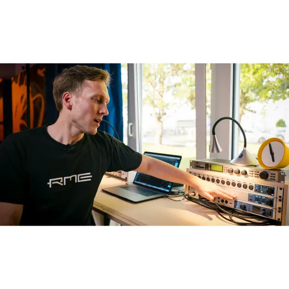 RME M-32 DA Pro II Silver Black