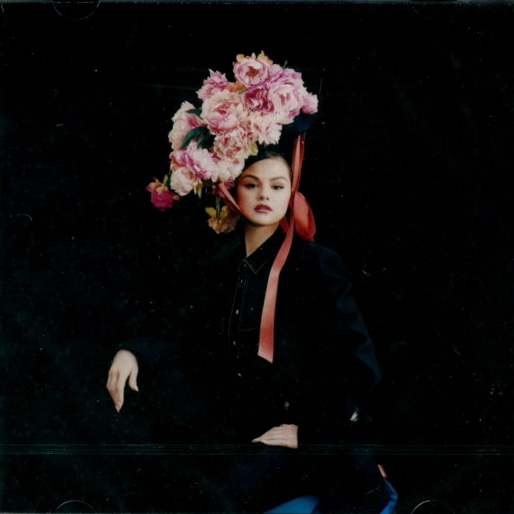 Selena Gomez - Revelacion (deluxe) Selena Gomez - Revelacion (deluxe)