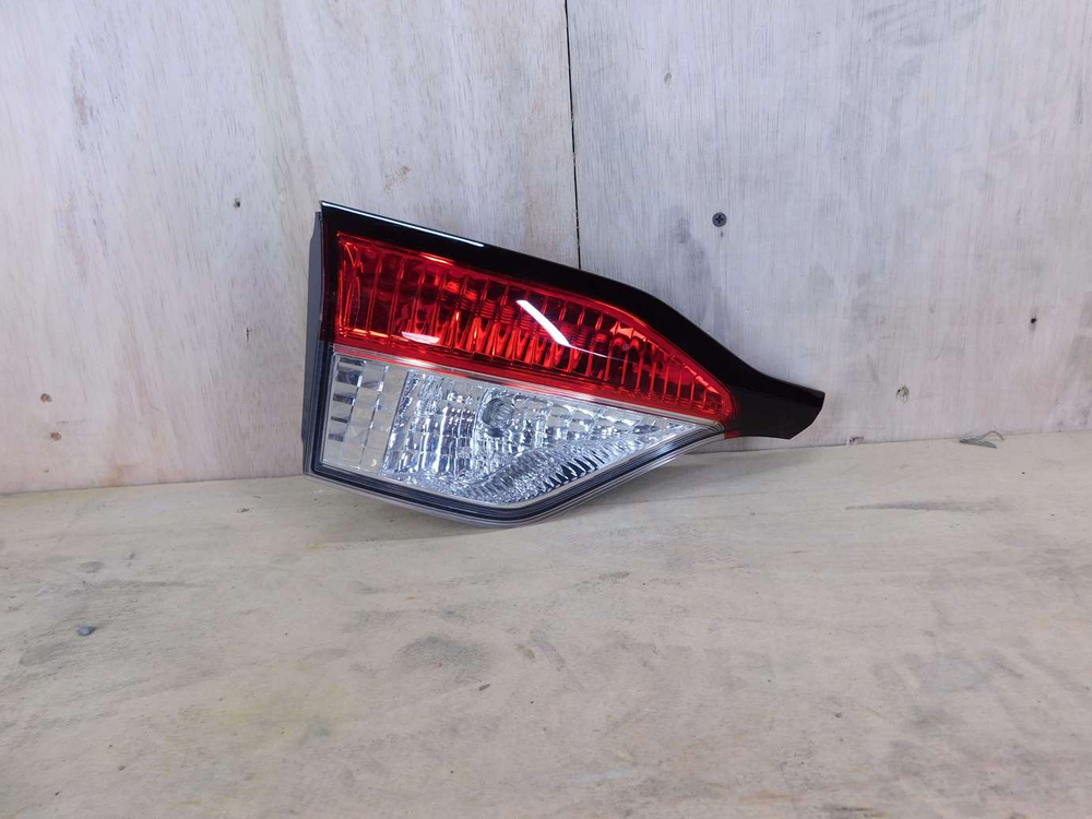 стоп-вставка левая Toyota Corolla ZRE212 2021