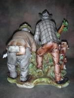 Статуэтка. Фарфор. Петушиные бои. Capodimonte. Италия