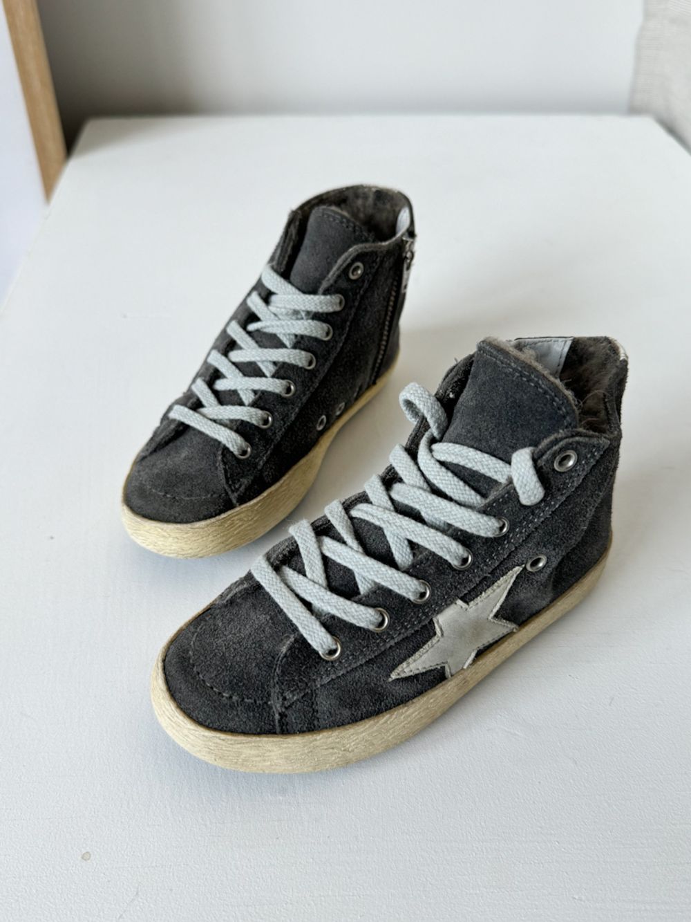 Замшевые кеды Golden Goose, 25,5