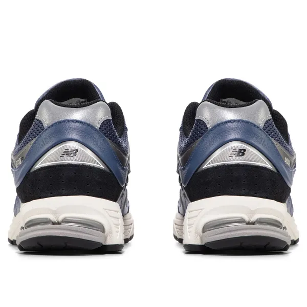 Кроссовки мужские NEW BALANCE 2002