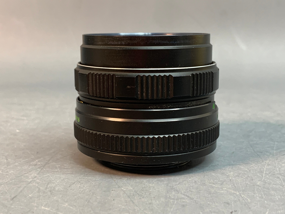 MC Helios-44M-6 налет внутри