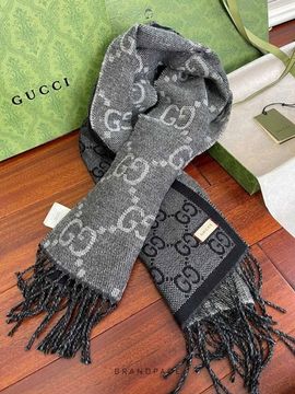 Шарф серо-графитовый от Gucci 01783c BP5-423008