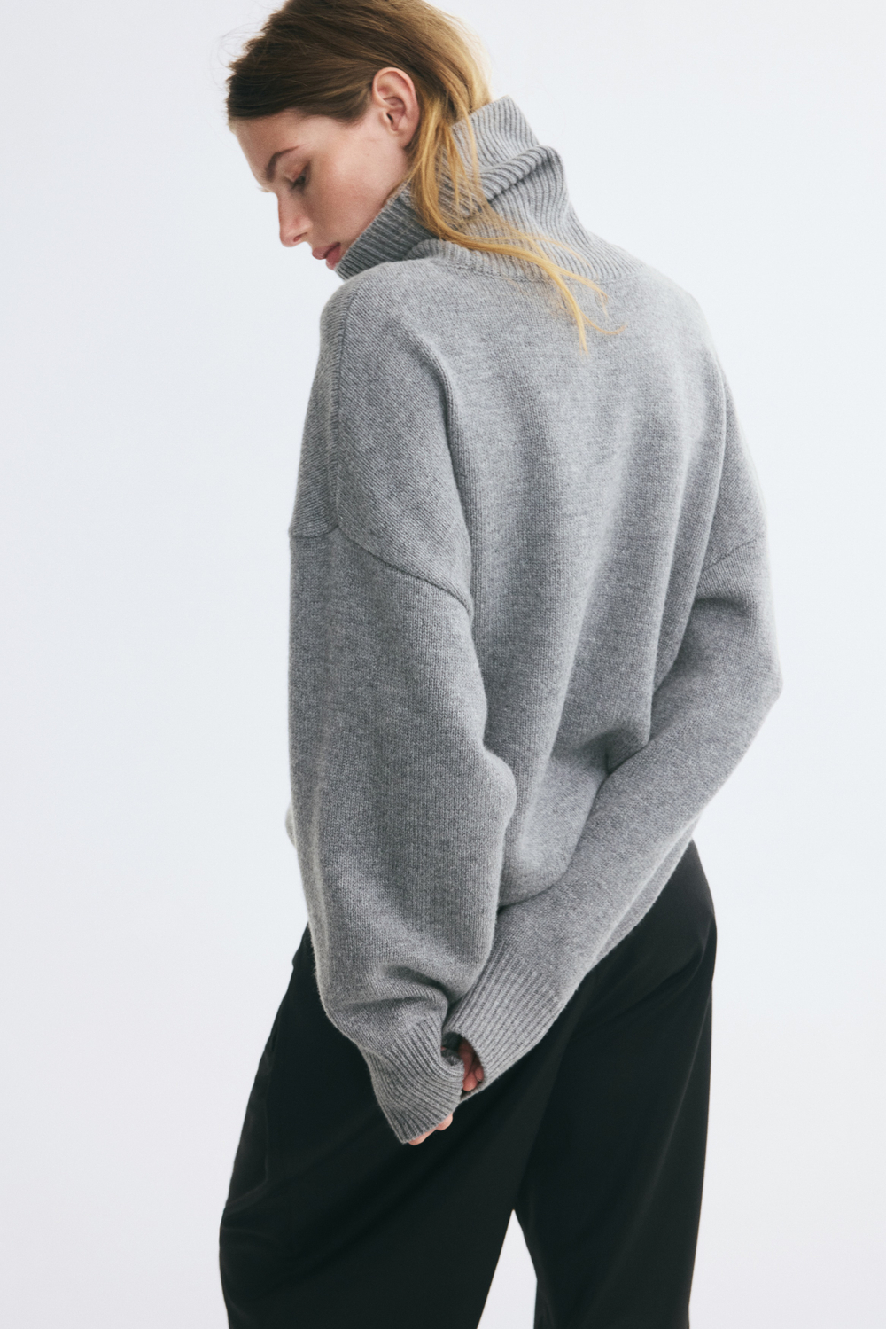 Водолазка оверсайз с кашемиром - H&M