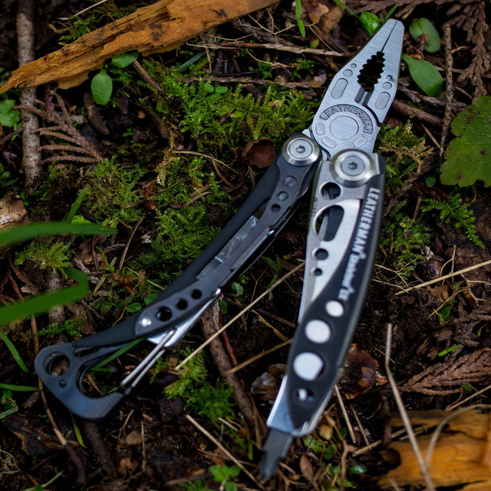 Мультитул Leatherman Skeletool CX Stainless & Black