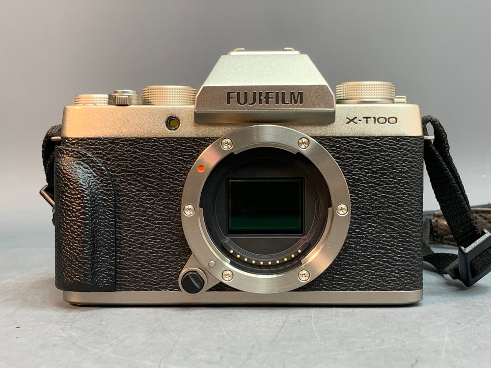 Fujifilm X-T100