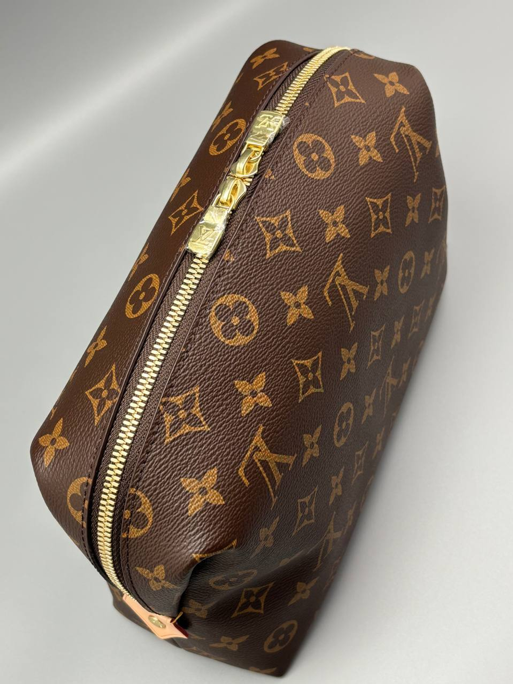 Косметичка Louis Vuitton