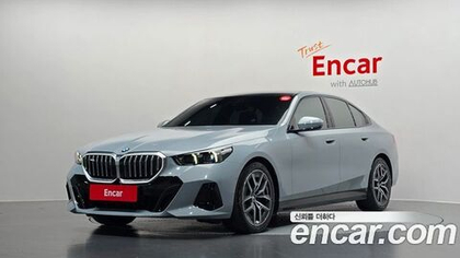 BMW 5-Series 523d xDrive M Sport — 2026