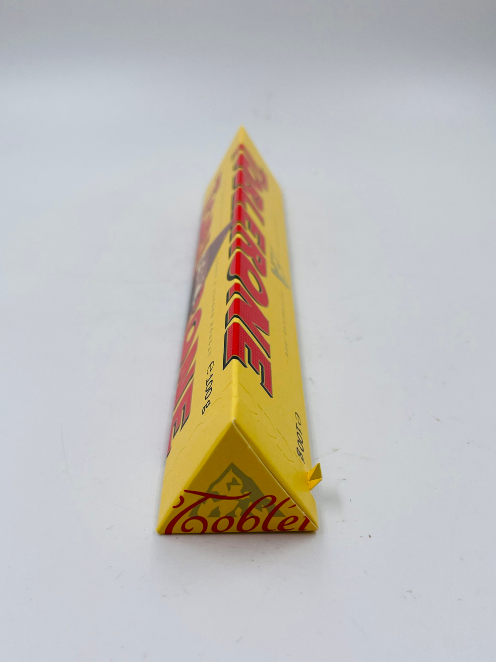 Toblerone молочный шоколад с медом и нугой 400 г (4 шт. по 100 г), Швейцария