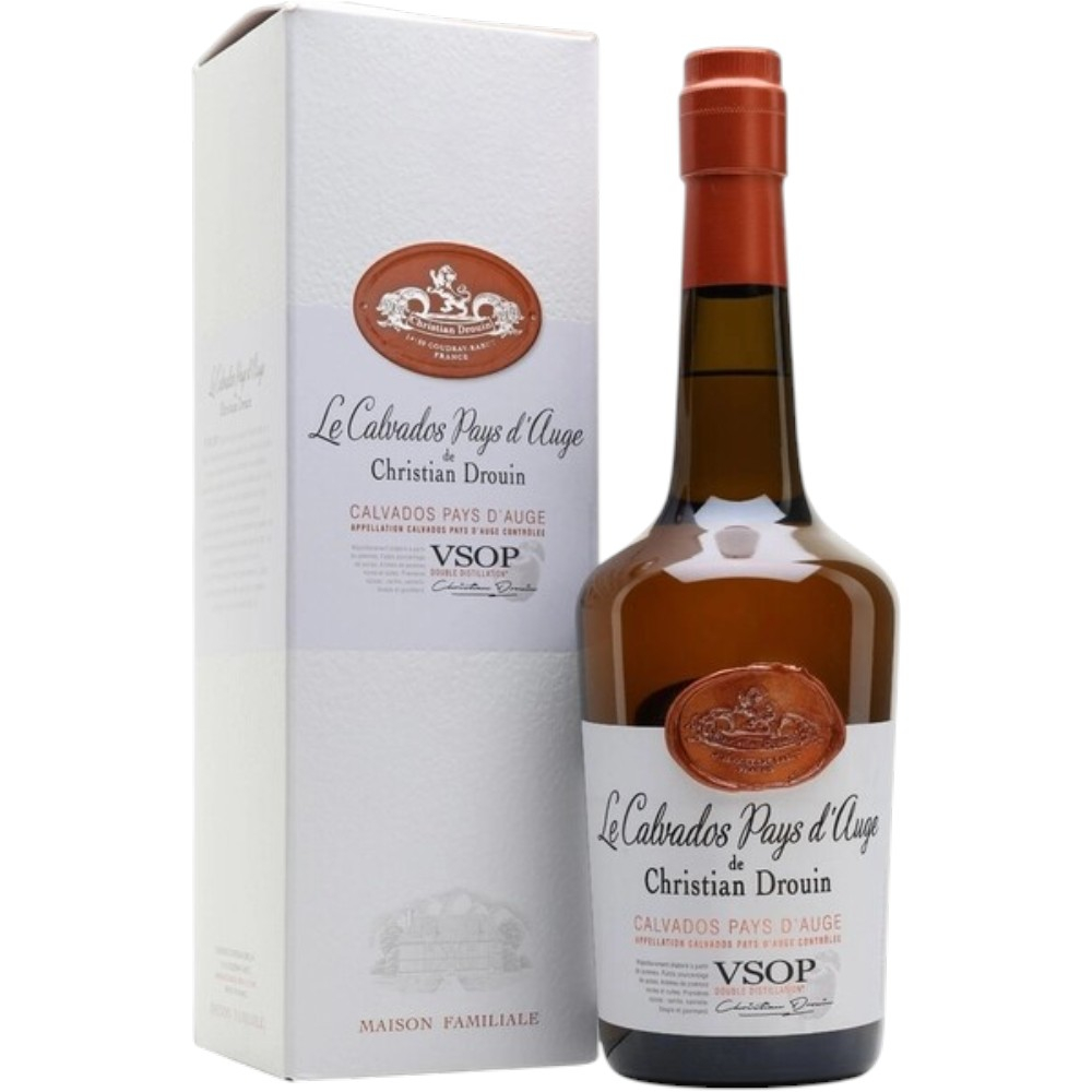 Кальвадос Christian Drouin VSOP Pale & Dry 0,7 л. В подарочной коробке