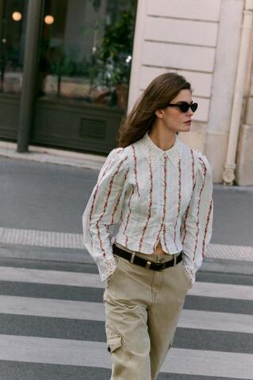 ZARA БЛУЗА С ПРИНТОМ И ГИПЮРОМ, СИНИЙ/БЕЛЫЙ