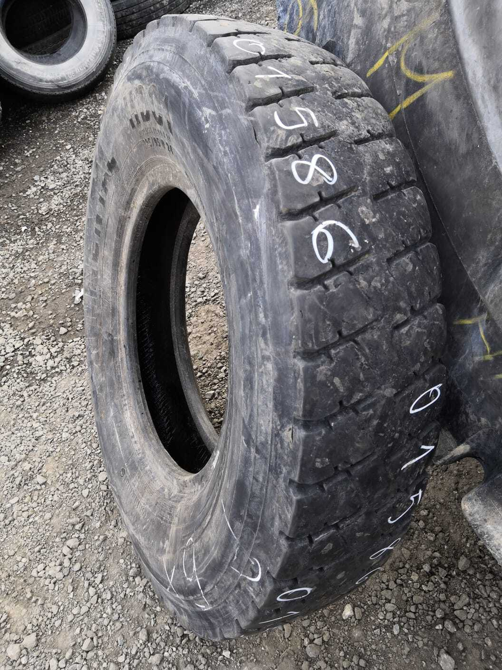325/95R24 Continental HDC1 шина б/у