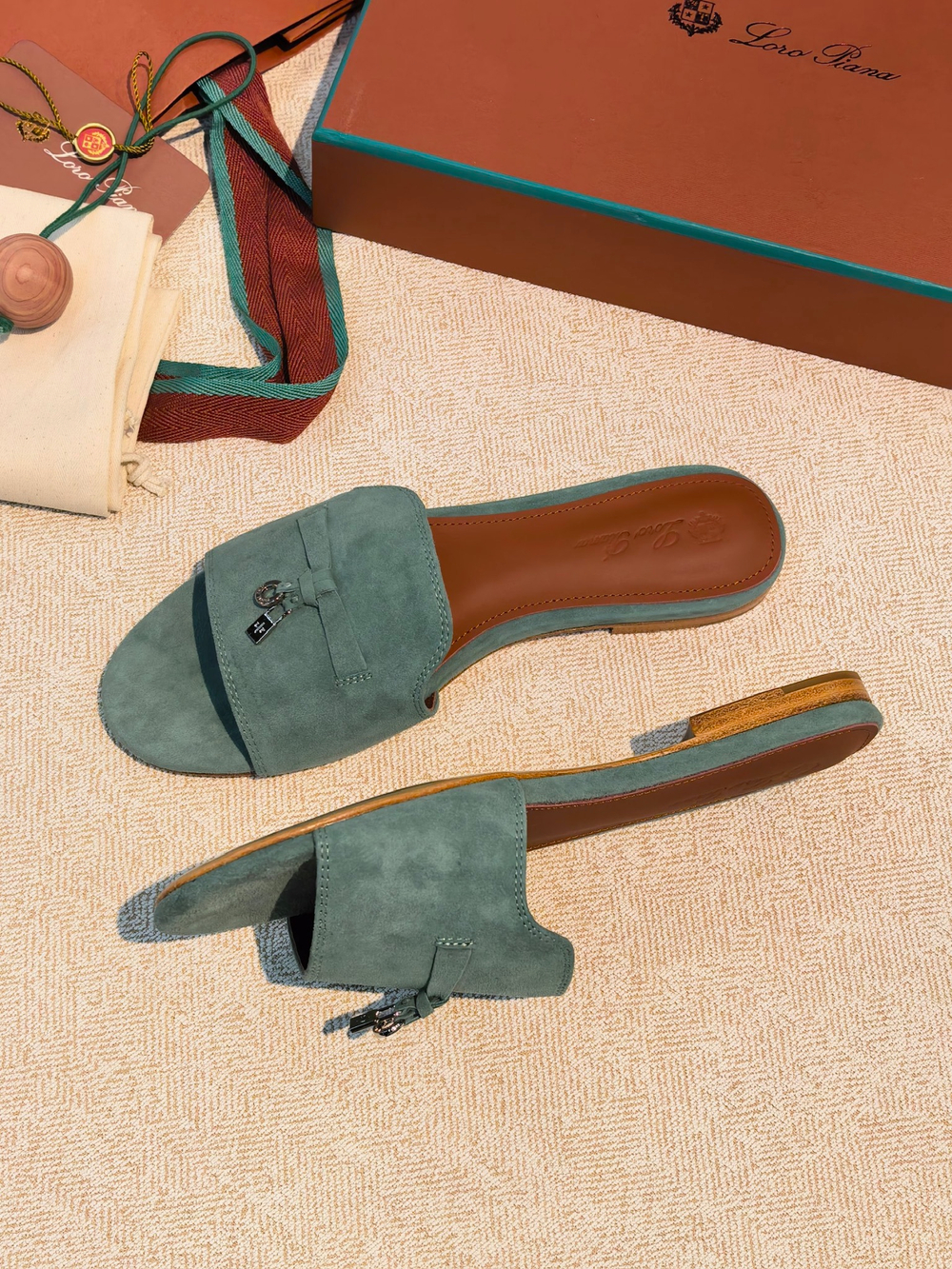 Сабо Loro Piana
