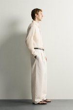 БРЮКИ RELAXED FIT СО СКЛАДКАМИ — ZARA · 4730/911