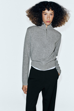 БРЮКИ ПРЯМОГО КРОЯ СО СРЕДНЕЙ ПОСАДКОЙ — ZARA