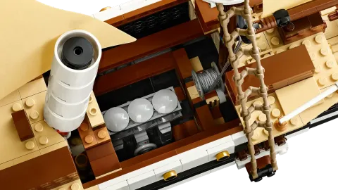 Конструктор LEGO Icons 10335 Модель корабля Выносливость