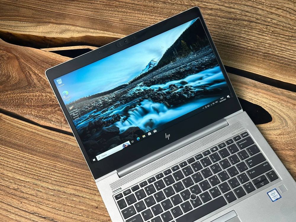 13.3" Ноутбук HP EliteBook 830 G5 (1920x1080, Intel Core i5-8250U, RAM 8ГБ,SSD 256ГБ, Intel UHD Graphics 620, OS Windows)
