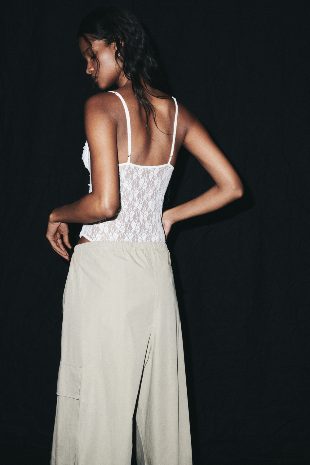 Кружевное боди-стринги — Чёрный — H&M 1350357