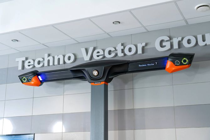 ТехноВектор (P 7204 TAS) стенд сход-развал 3D