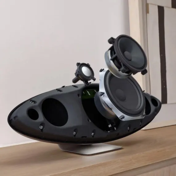 Bowers &amp; Wilkins Zeppelin Pro Edition Solar Gold