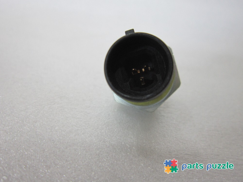 Датчик давления топлива, оригинал / OIL PRESSURE SENSOR АРТ: 10000-60269
