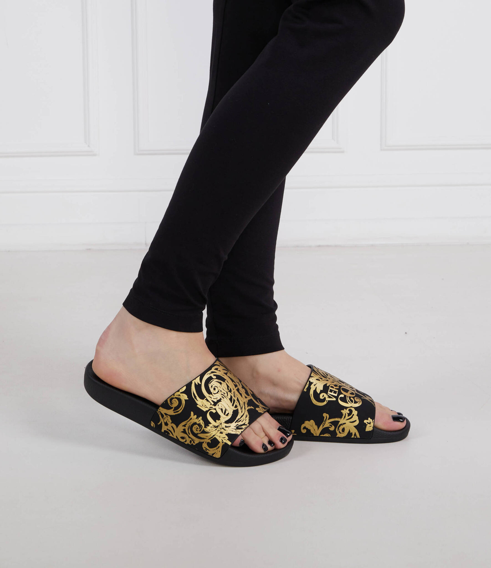 Шлепанцы Versace Jeans Couture - черный(74VA3SQ3ZS365)