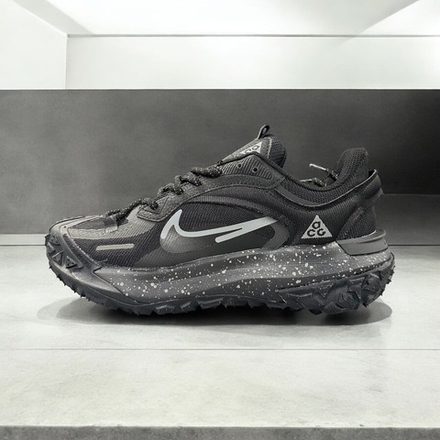 Nike Acg Mountain Fly 2 Low • Total Black