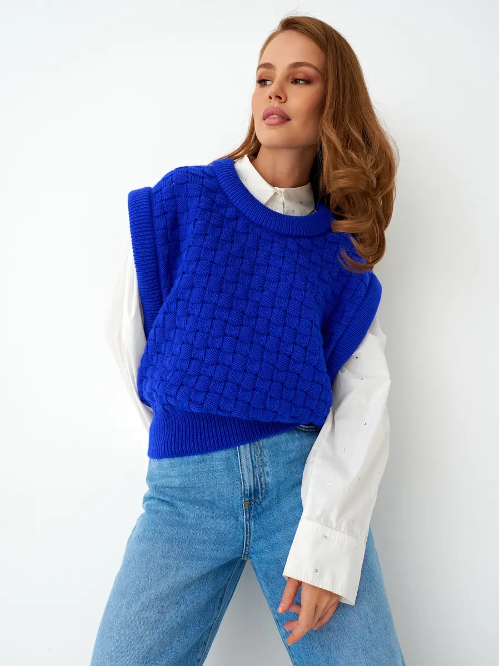 Жилет женский вязаный