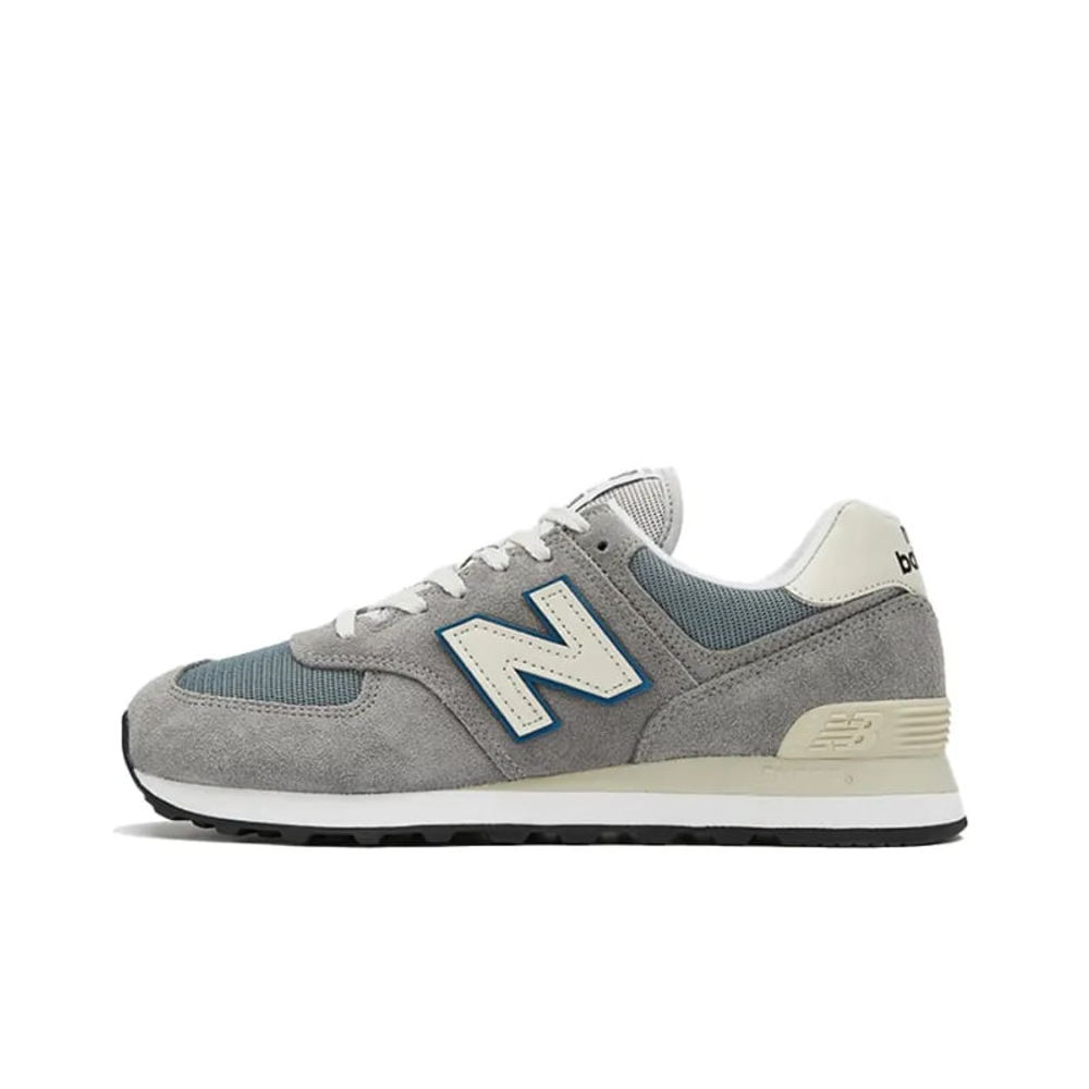 alt="New Balance 574 Grey Sky Blue ML574BA2 серые с голубыми вставками вид сбоку на белом фоне"